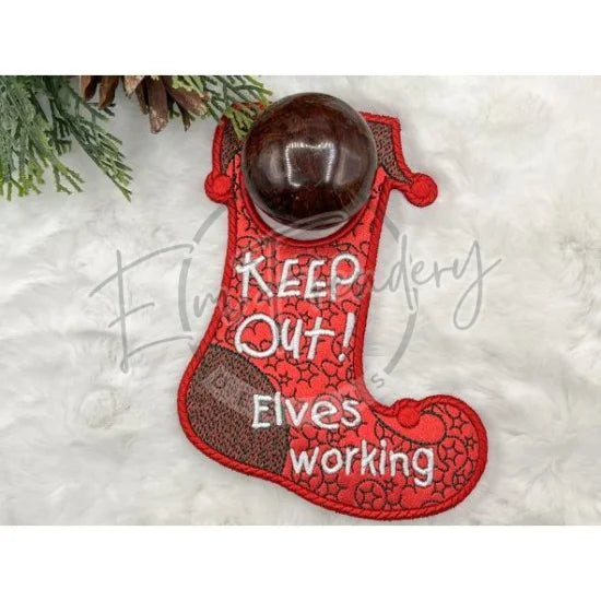 Door Hanger - Elves Working