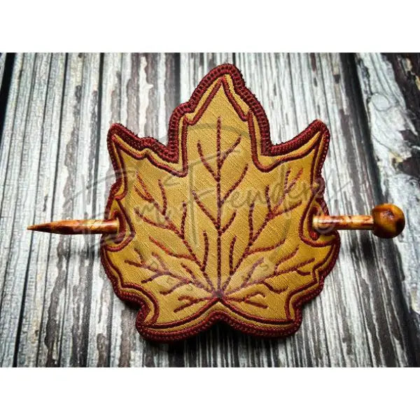 Hair Thingy - Maple Leaf