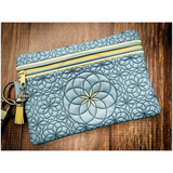 Zipbag - Quilted Circle Flowers 5.02 X 7.01
